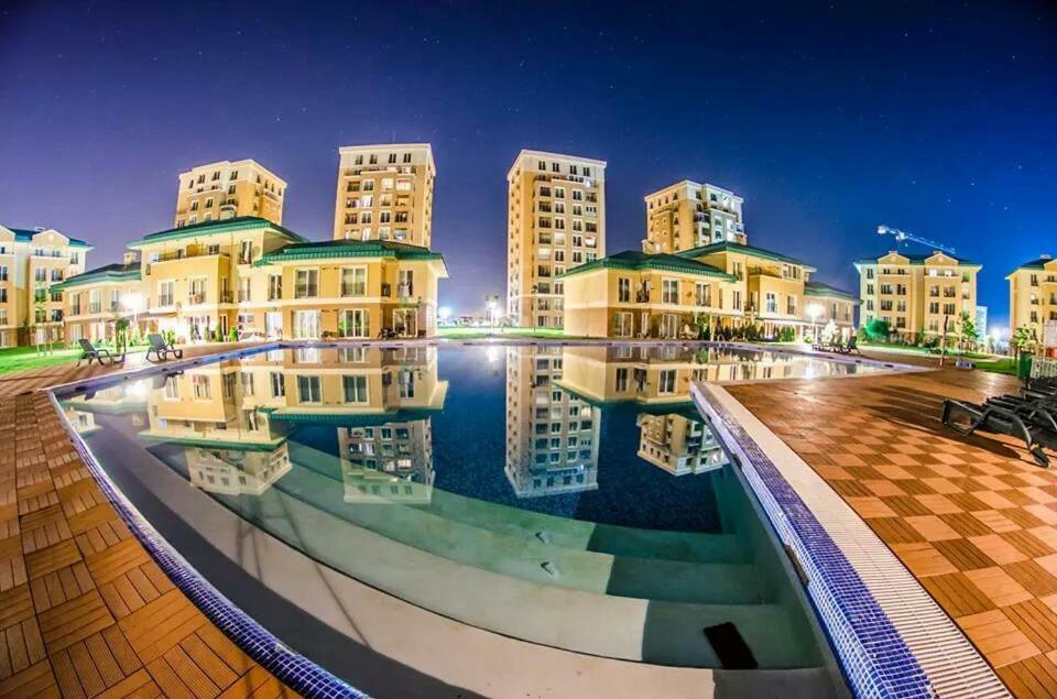 Luxury Apartment With Pool In North Bucharest Cretuleasca Eksteriør bilde