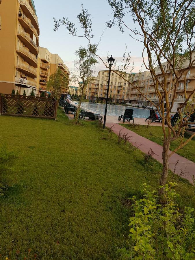 Luxury Apartment With Pool In North Bucharest Cretuleasca Eksteriør bilde